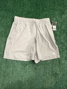 adidas Men’s Light Gray Training Shorts